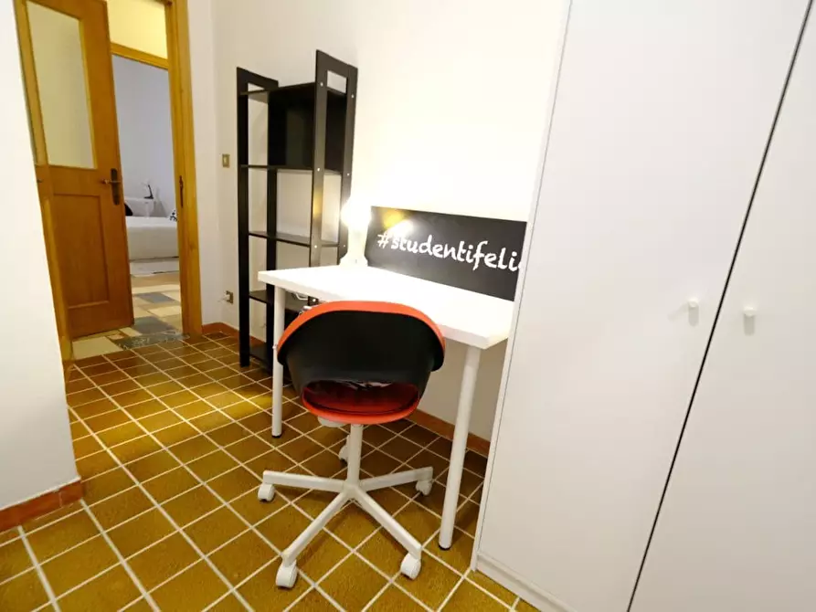 Immagine 5 di Camera in affitto  in Via Torino a Sassari