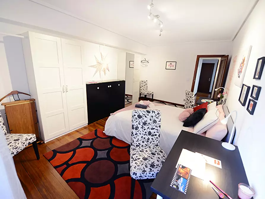 Immagine 8 di Camera in affitto  in Calle Padre Esteban Pernet a Bilbao