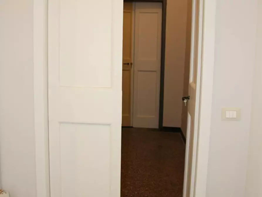 Immagine 3 di Camera in affitto  in Piazza del Campo a Genova