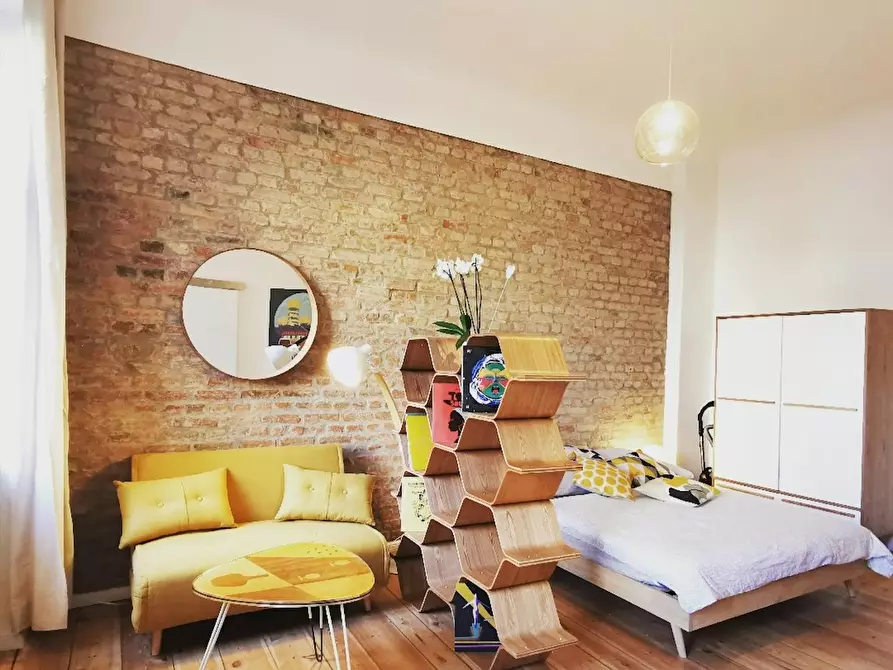 Immagine 2 di Appartamento in affitto  in Cuvrystraße a Berlin Kreuzberg
