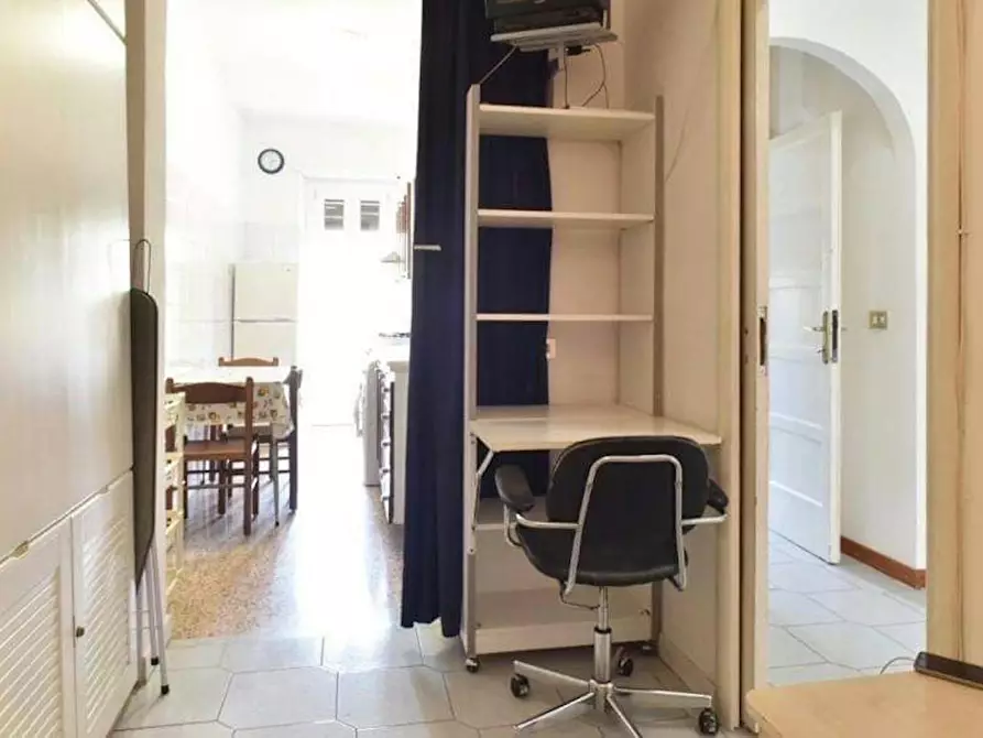 Immagine 8 di Camera condivisa in affitto  in Via Augusto Murri a Roma