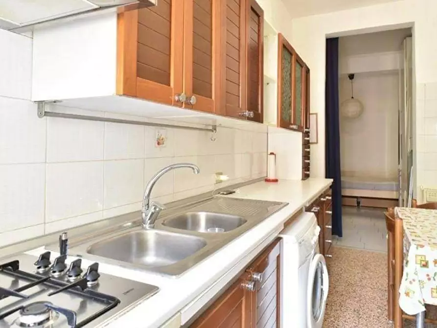 Immagine 7 di Camera condivisa in affitto  in Via Augusto Murri a Roma