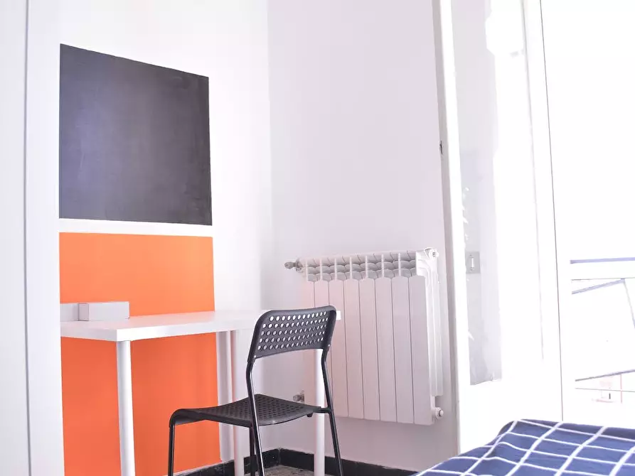 Immagine 2 di Camera in affitto  in Via dei Passeri a Cagliari