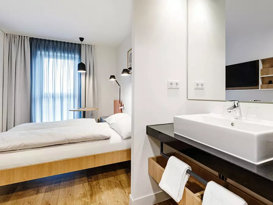 Immagine 5 di Casa indipendente in affitto  in Heinrich-von-Stephan-Straße a Mannheim
