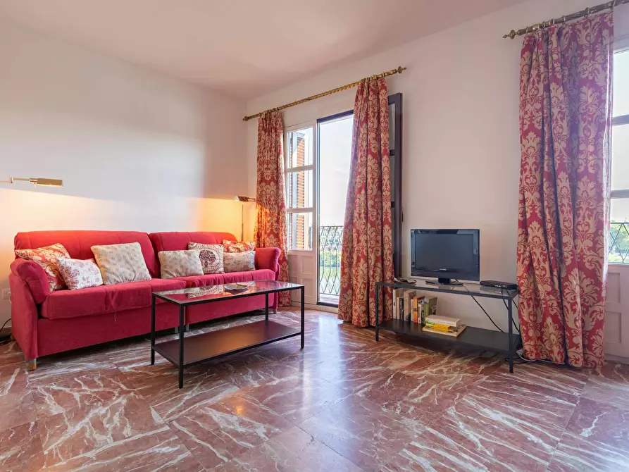 Immagine 2 di Appartamento in affitto  in Calle Betis a Sevilla