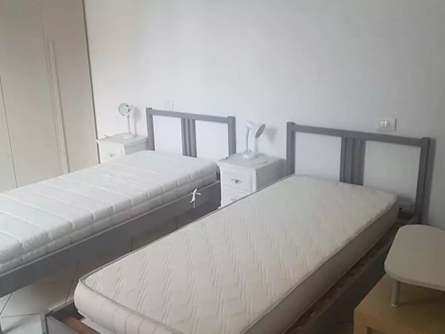 Immagine 1 di Camera condivisa in affitto  in Via Senese a Firenze