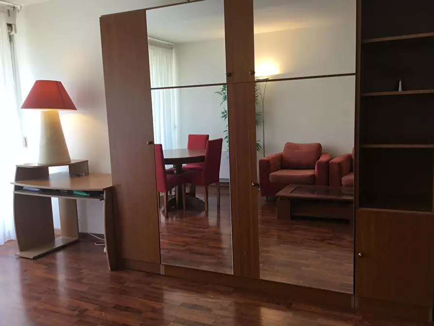Immagine 8 di Appartamento in affitto  in Terrasse des Reflets a Courbevoie