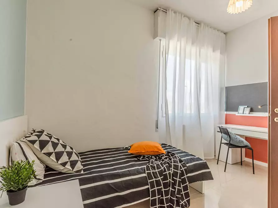 Immagine 1 di Camera in affitto  in Via di Gagno a Pisa