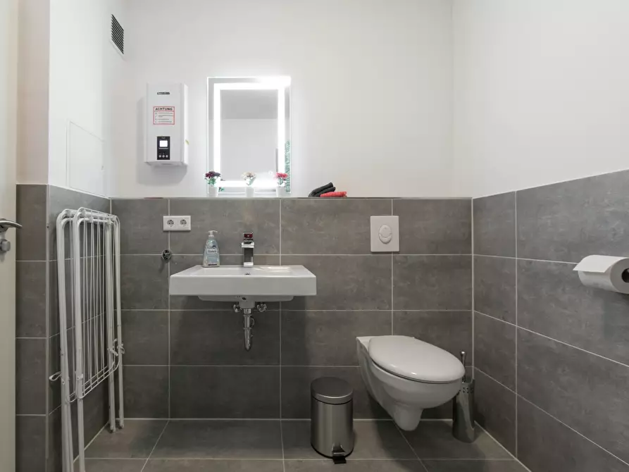 Immagine 10 di Camera in affitto  in Eichborndamm a Berlin