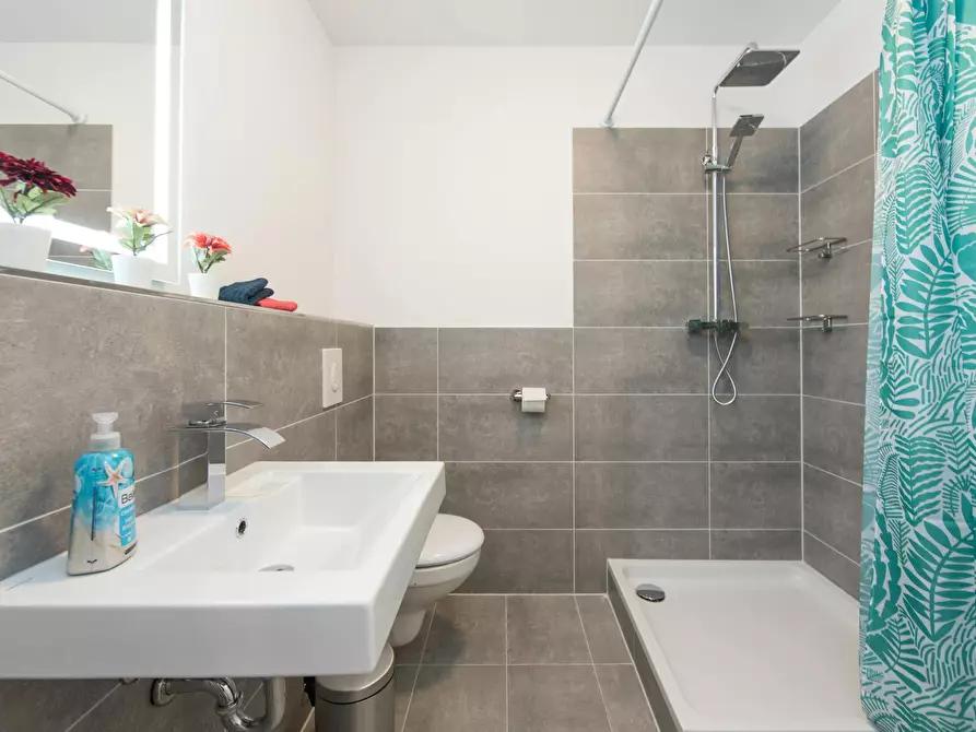 Immagine 9 di Camera in affitto  in Eichborndamm a Berlin