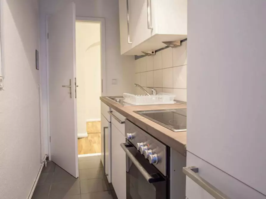 Immagine 9 di Camera in affitto  in Kiautschoustraße a Berlin