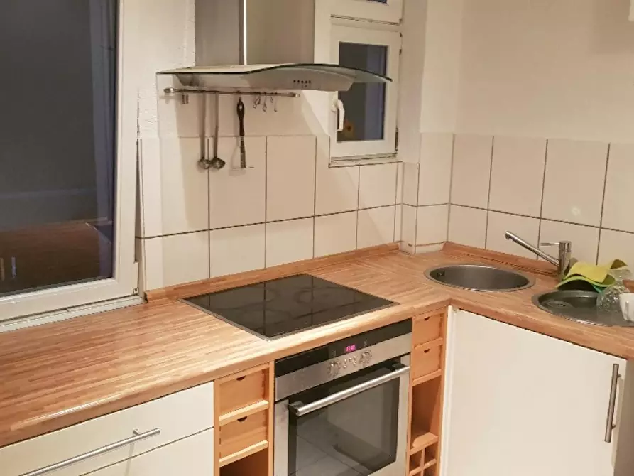 Immagine 3 di Appartamento in affitto  in Nagoldstraße a Stuttgart Bad Cannstatt