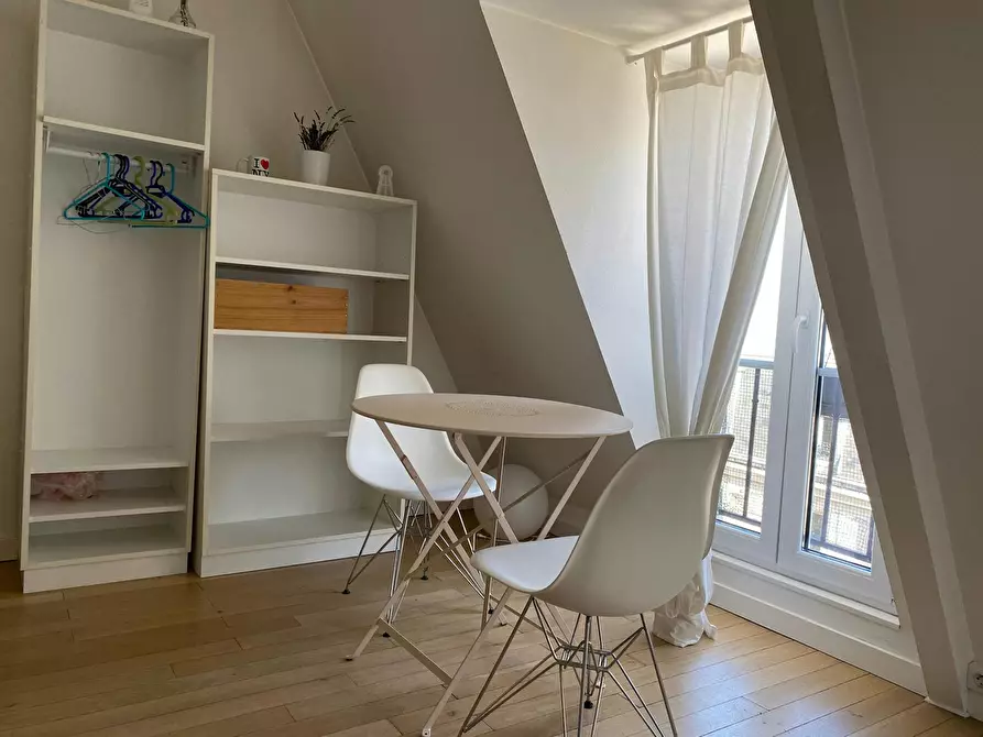 Immagine 7 di Appartamento in affitto  in Rue Saussier-Leroy a Paris 17