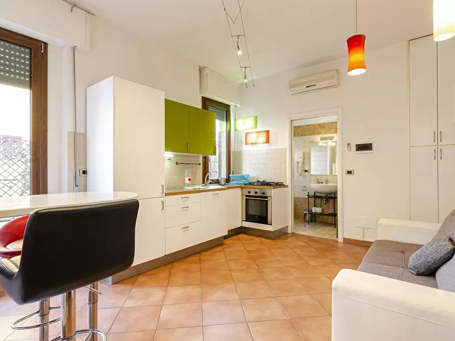 Immagine 3 di Appartamento in affitto  in Via San Donato a Bologna