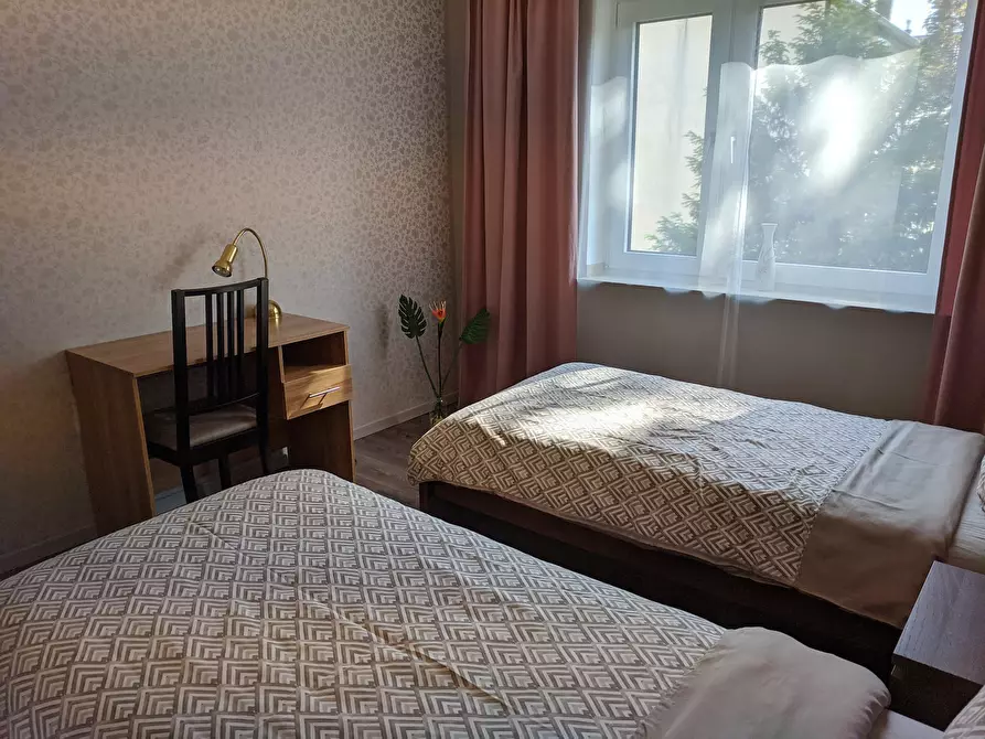 Immagine 5 di Appartamento in affitto  in Oldenburger Straße a Düsseldorf