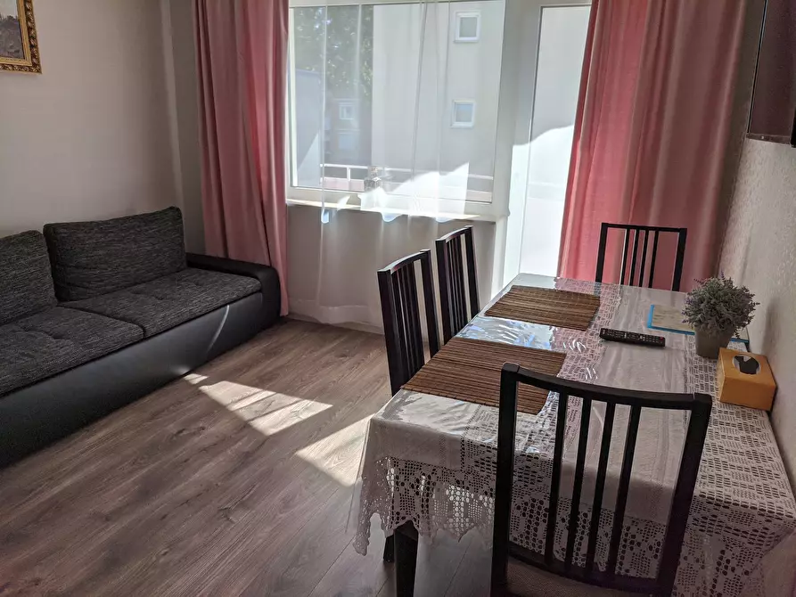 Immagine 8 di Appartamento in affitto  in Oldenburger Straße a Düsseldorf