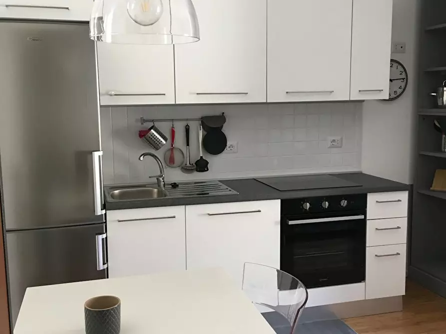 Immagine 1 di Appartamento in affitto  in Via Giulio Carcano a Milano