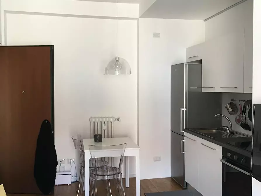 Immagine 2 di Appartamento in affitto  in Via Giulio Carcano a Milano