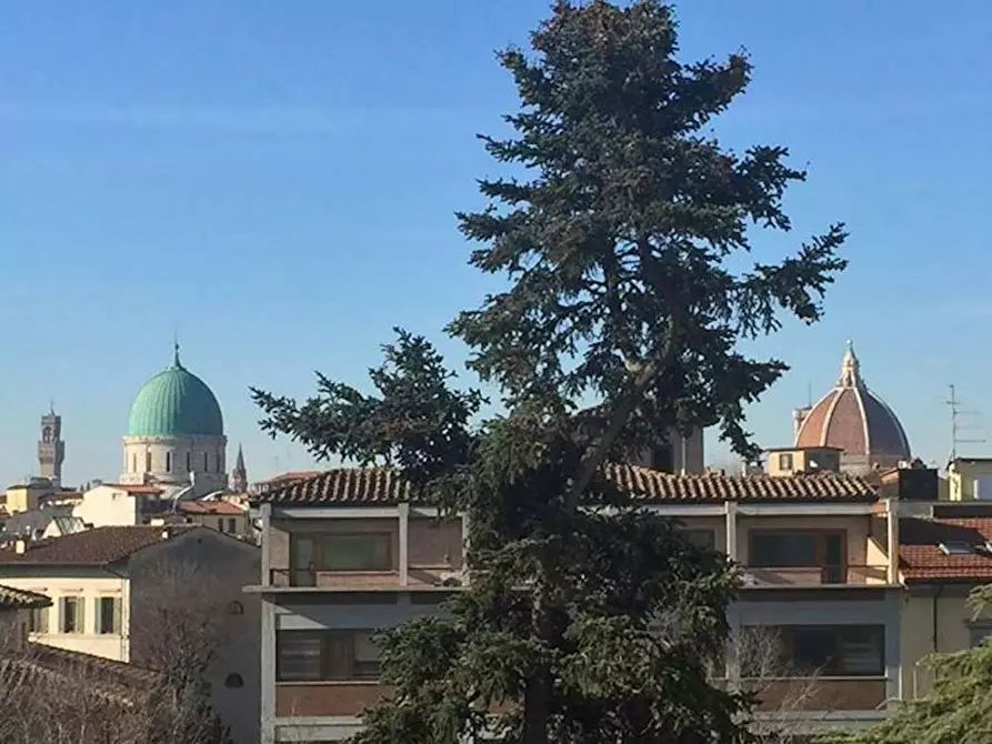 Immagine 2 di Camera condivisa in affitto  in Viale Giuseppe Mazzini a Firenze