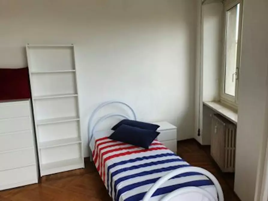 Immagine 5 di Camera in affitto  in Corso Eusebio Giambone a Torino