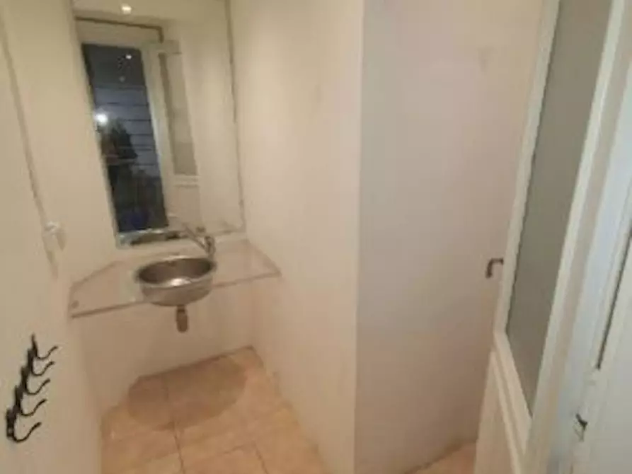 Immagine 5 di Camera in affitto  in Corso Inghilterra a Torino