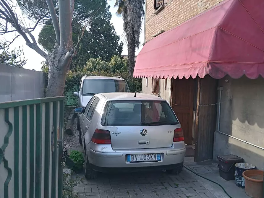 Immagine 10 di Camera in affitto  in Via Pana a Faenza