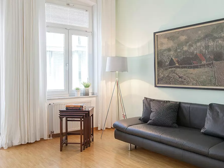 Immagine 6 di Appartamento in affitto  in Friesenwall a Köln