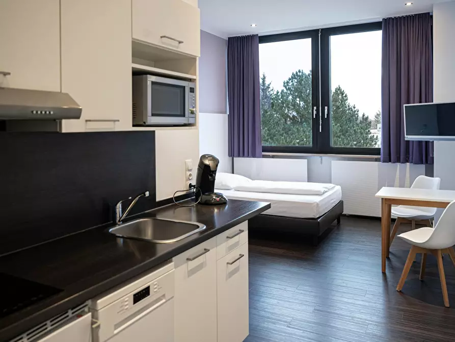 Immagine 4 di Appartamento in affitto  in Triebstraße a München