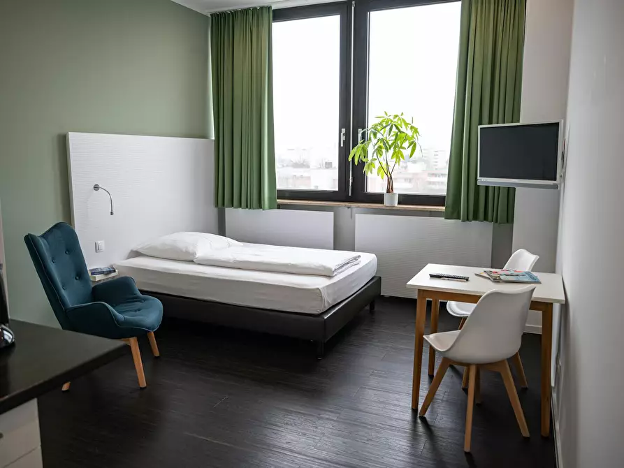 Immagine 2 di Appartamento in affitto  in Triebstraße a München