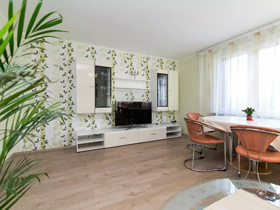 Immagine 2 di Appartamento in affitto  in Derfflingerstraße a Düsseldorf