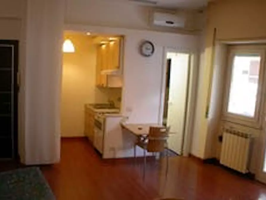 Immagine 6 di Camera in affitto  in Viale dello Scalo San Lorenzo a Roma