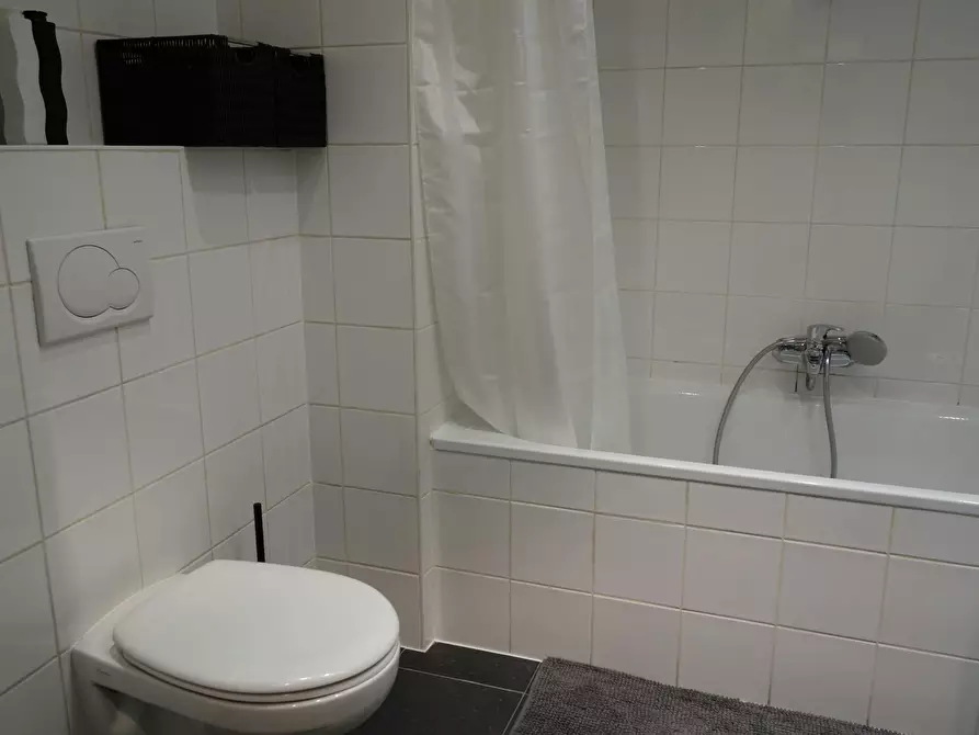 Immagine 5 di Appartamento in affitto  in Chaussée de Wavre a Ixelles