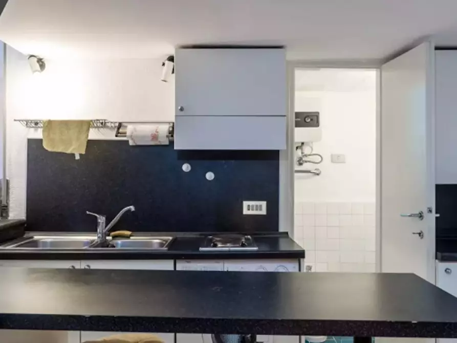 Immagine 2 di Appartamento in affitto  in Via Giorgio Washington a Milano