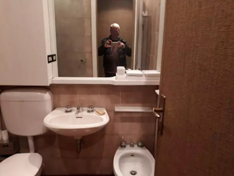Immagine 7 di Camera condivisa in affitto  in Via Federico Paolini a Torino