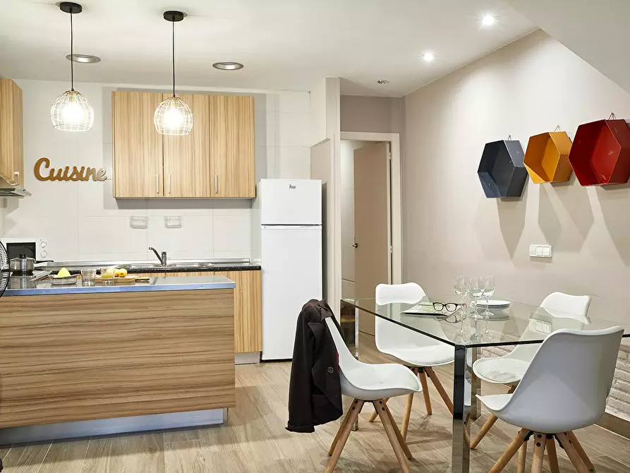 Immagine 5 di Appartamento in affitto  in Carrer del Vallès a Barcelona
