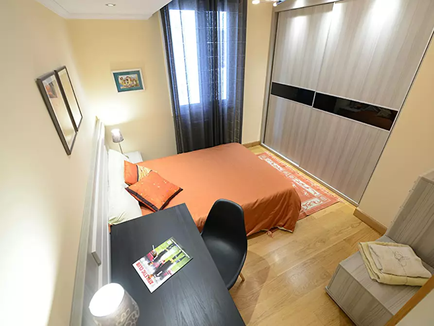 Immagine 4 di Camera in affitto  in Allende auzoa a Bilbao