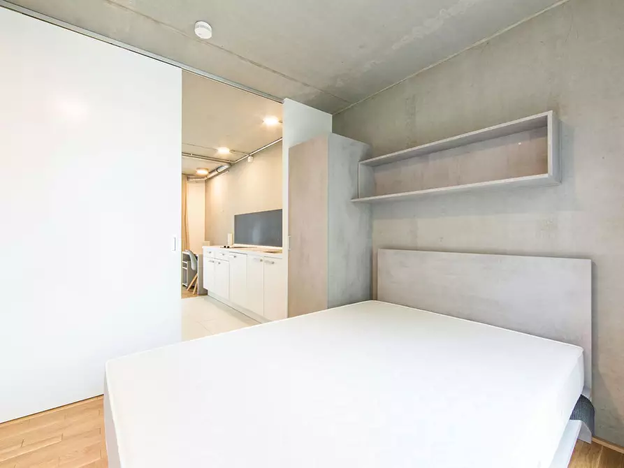 Immagine 1 di Appartamento in affitto  in Deulstraße a Berlin