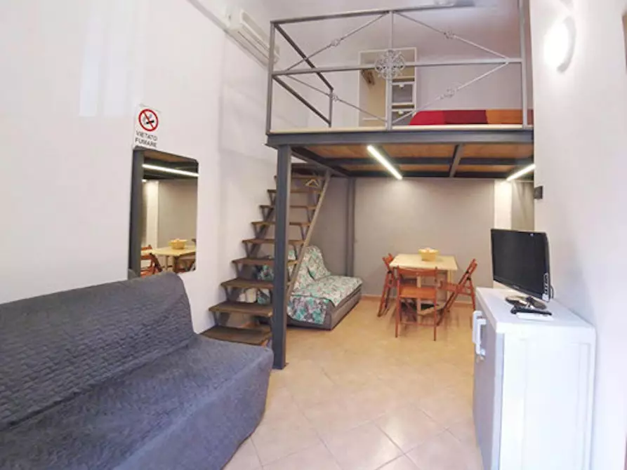Immagine 6 di Appartamento in affitto  in Via Accademia a Milano
