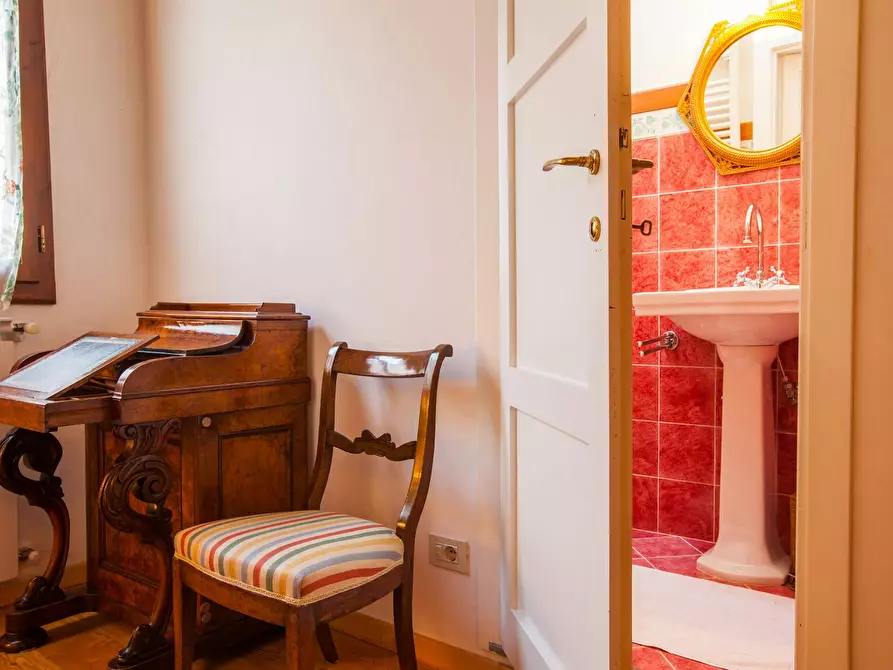 Immagine 8 di Appartamento in affitto  in Via di San Niccolò a Firenze