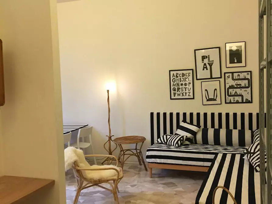 Immagine 9 di Appartamento in affitto  in Via Pier Candido Decembrio a Milano