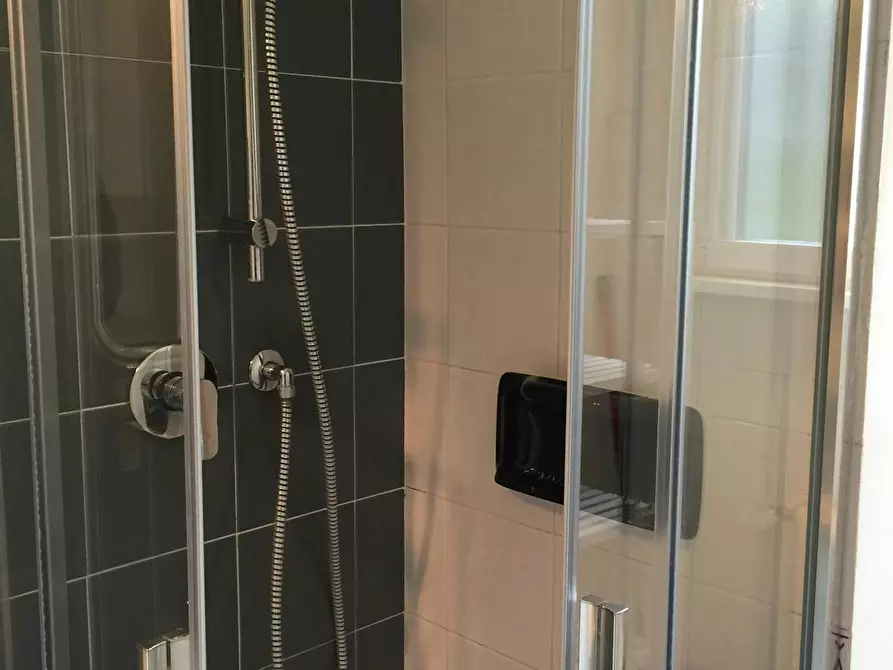 Immagine 8 di Appartamento in affitto  in Via Pier Candido Decembrio a Milano