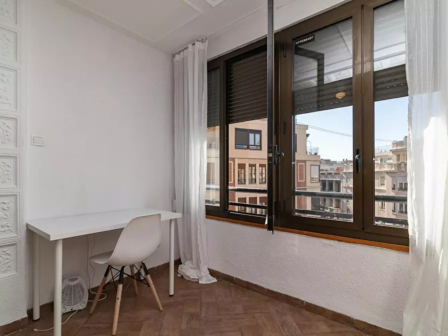 Immagine 3 di Camera in affitto  in Carrer General San Martín a Valencia