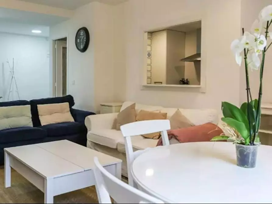 Immagine 3 di Camera in affitto  in Calle Explorador Andrés a Valencia