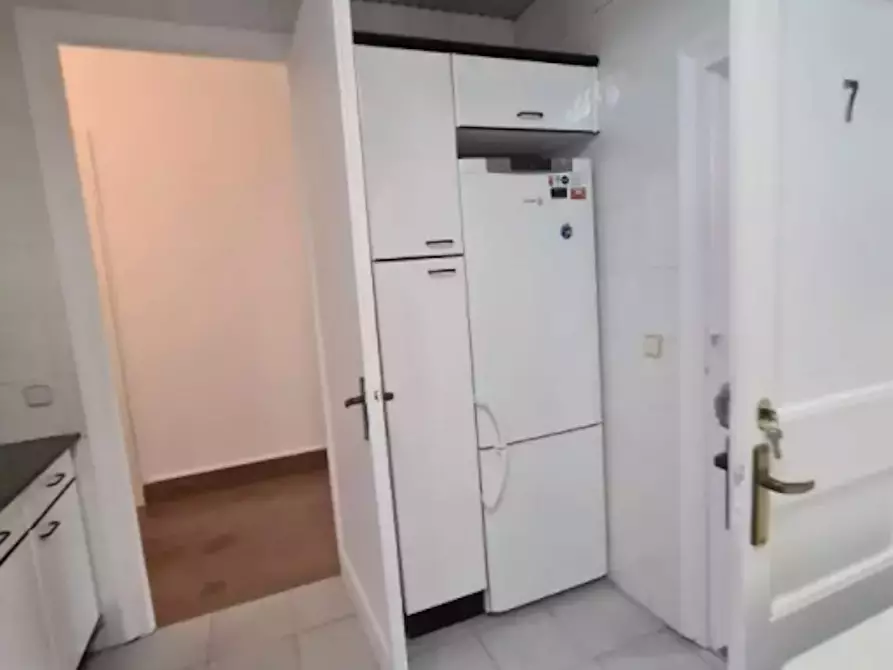 Immagine 9 di Camera in affitto  in Carrer de Muntaner a Barcelona