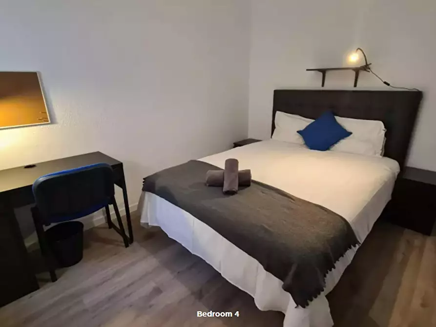 Immagine 1 di Camera in affitto  in Carrer de Muntaner a Barcelona