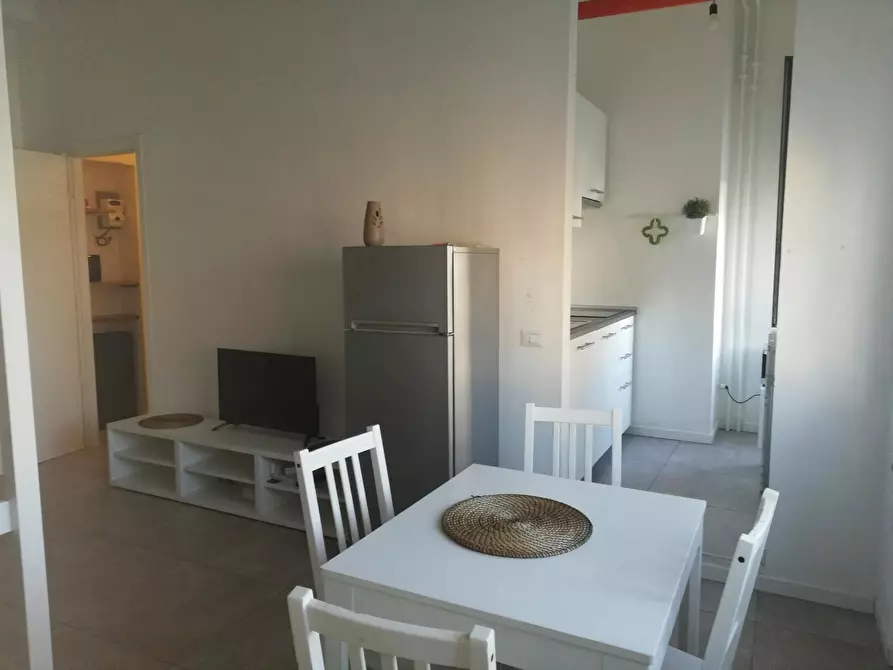 Immagine 5 di Casa indipendente in affitto  in Viale Monza a Milano