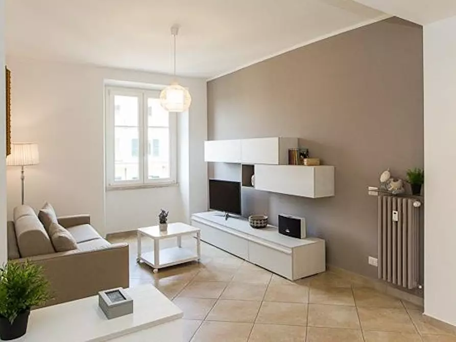 Immagine 4 di Appartamento in affitto  in Via Taurasia a Roma