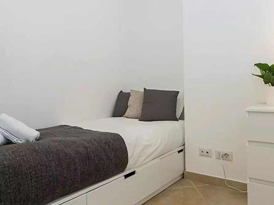 Immagine 9 di Appartamento in affitto  in Via Taurasia a Roma