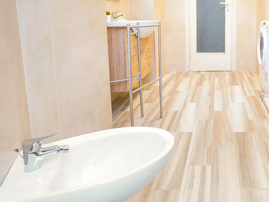 Immagine 9 di Camera in affitto  in Via Francesco Melzi d'Eril a Milano