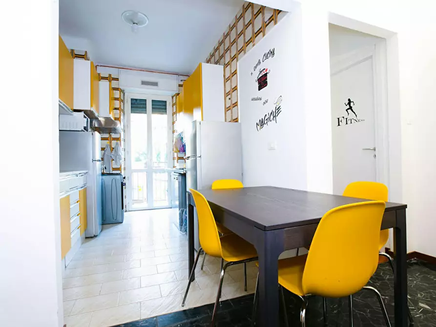 Immagine 8 di Camera in affitto  in Via Francesco Melzi d'Eril a Milano